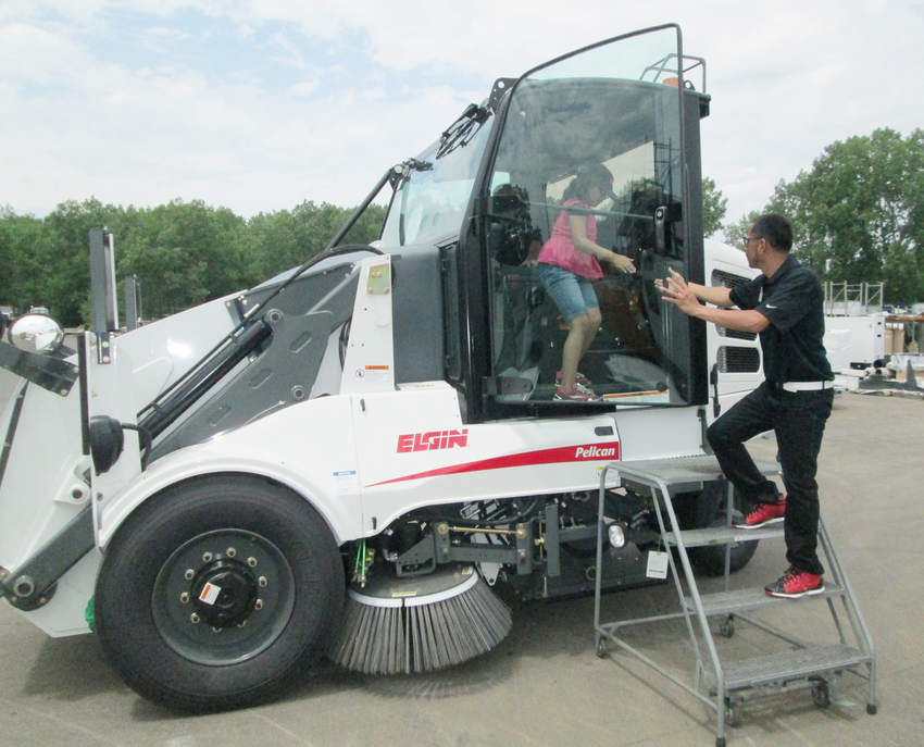 Elgin Sweeper Celebrates 100th Anniversary | Federal Signal