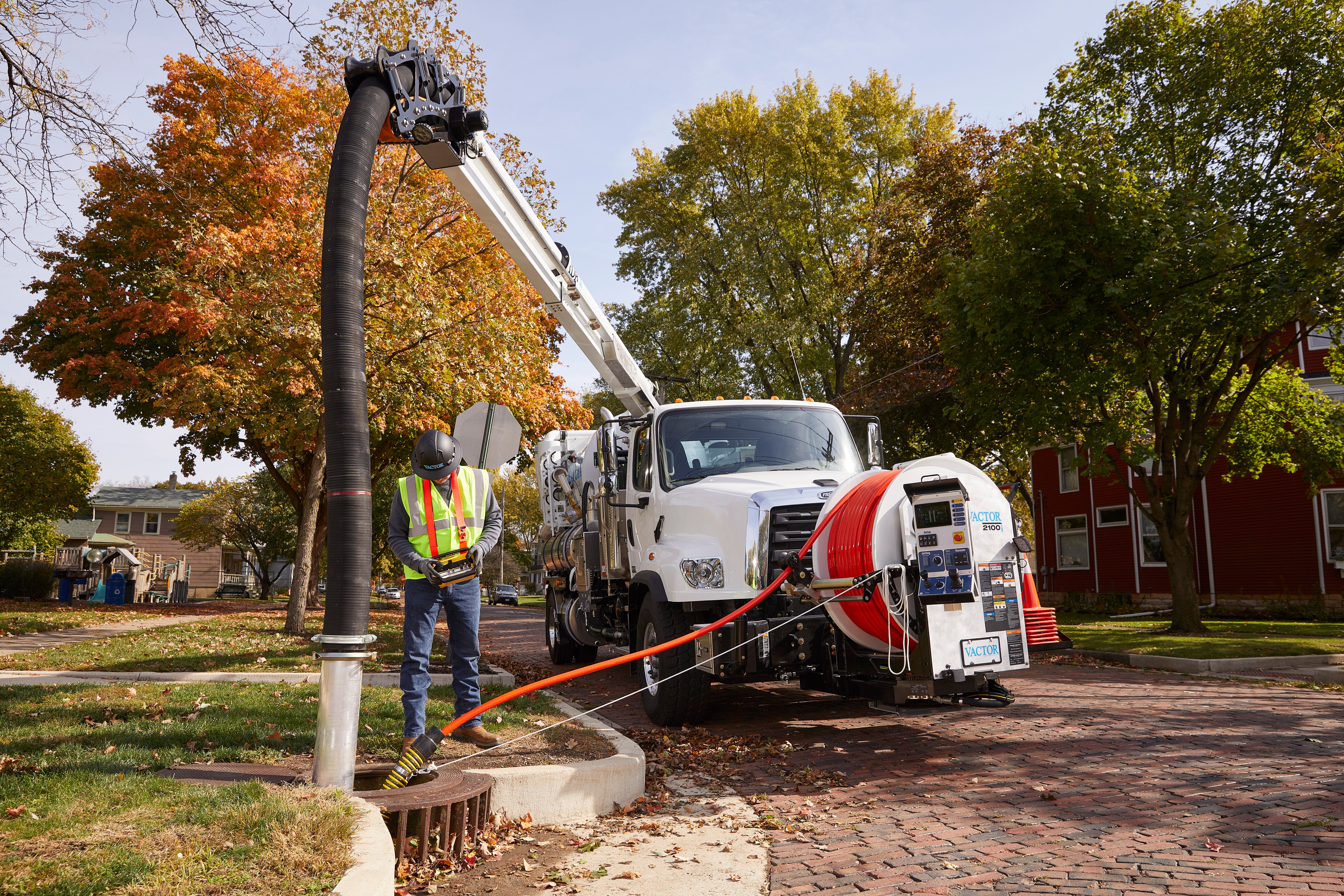 Vactor 2100i at work